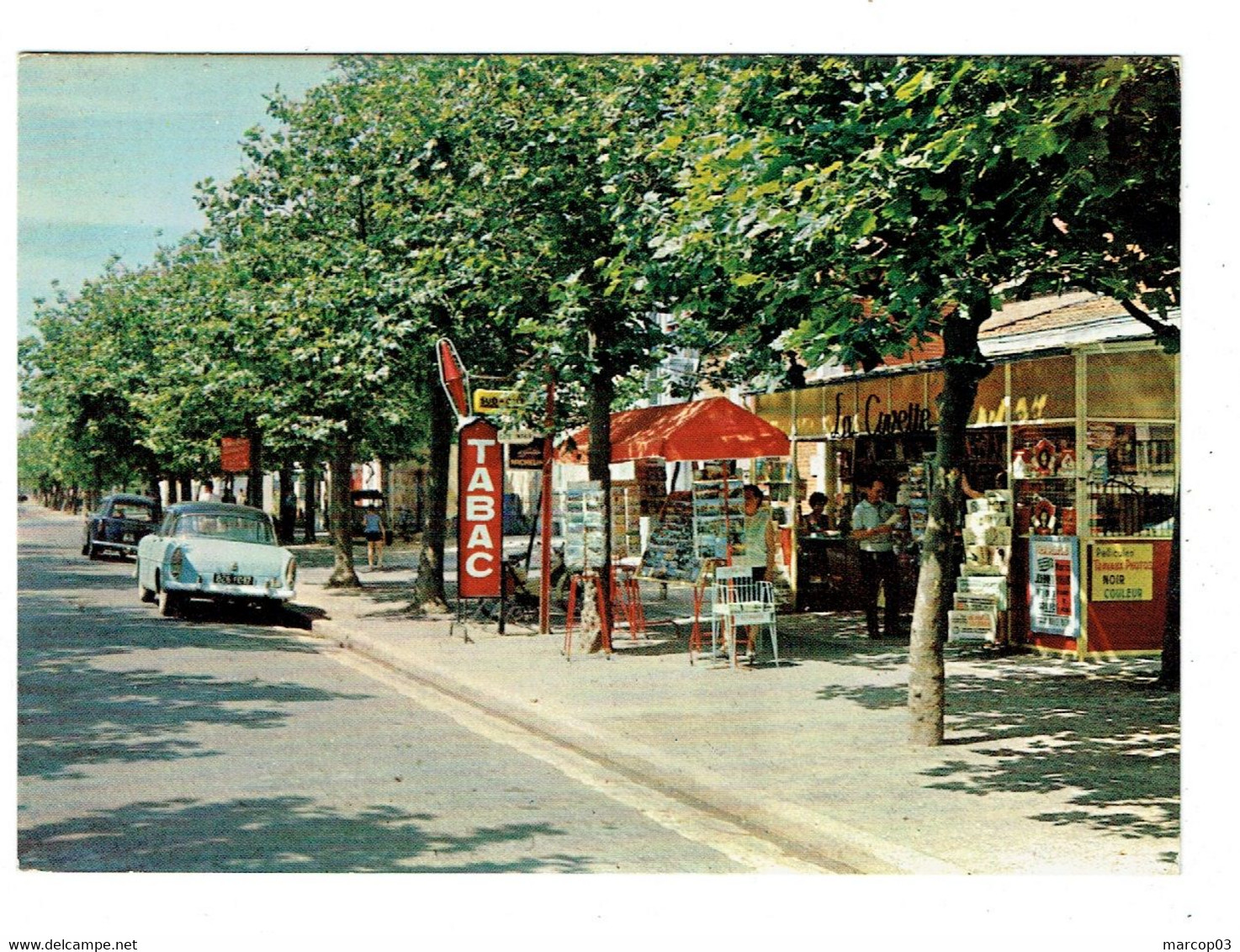 17 CHARENTE MARITIME CHATELAILLON Boulevard De La République Et Bar Tabac La Civette - Châtelaillon-Plage