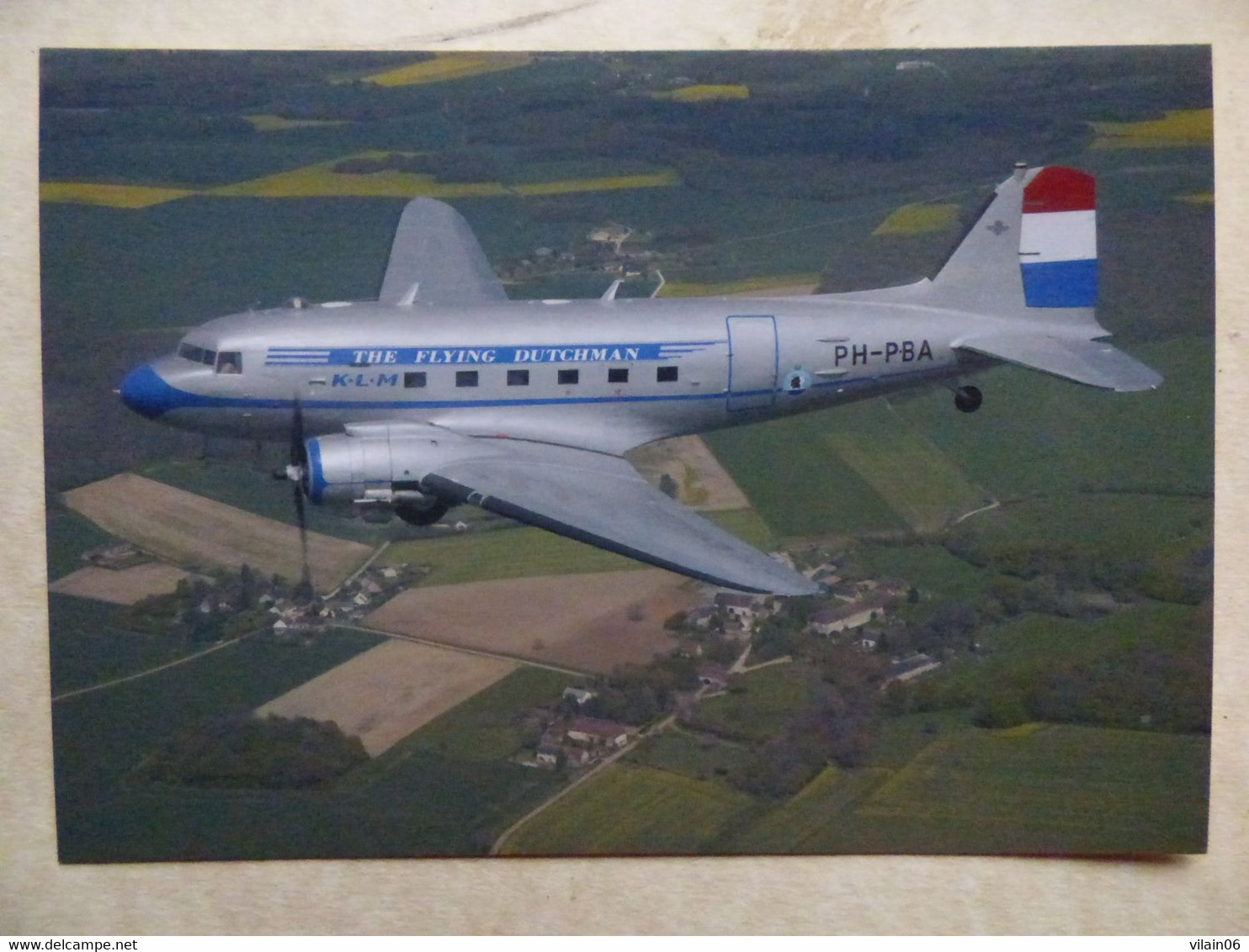 DC 3    COULEURS KLM   PH-PBA    : ASSOCIATION FRANCE DC 3   F-AZTE - 1946-....: Ere Moderne
