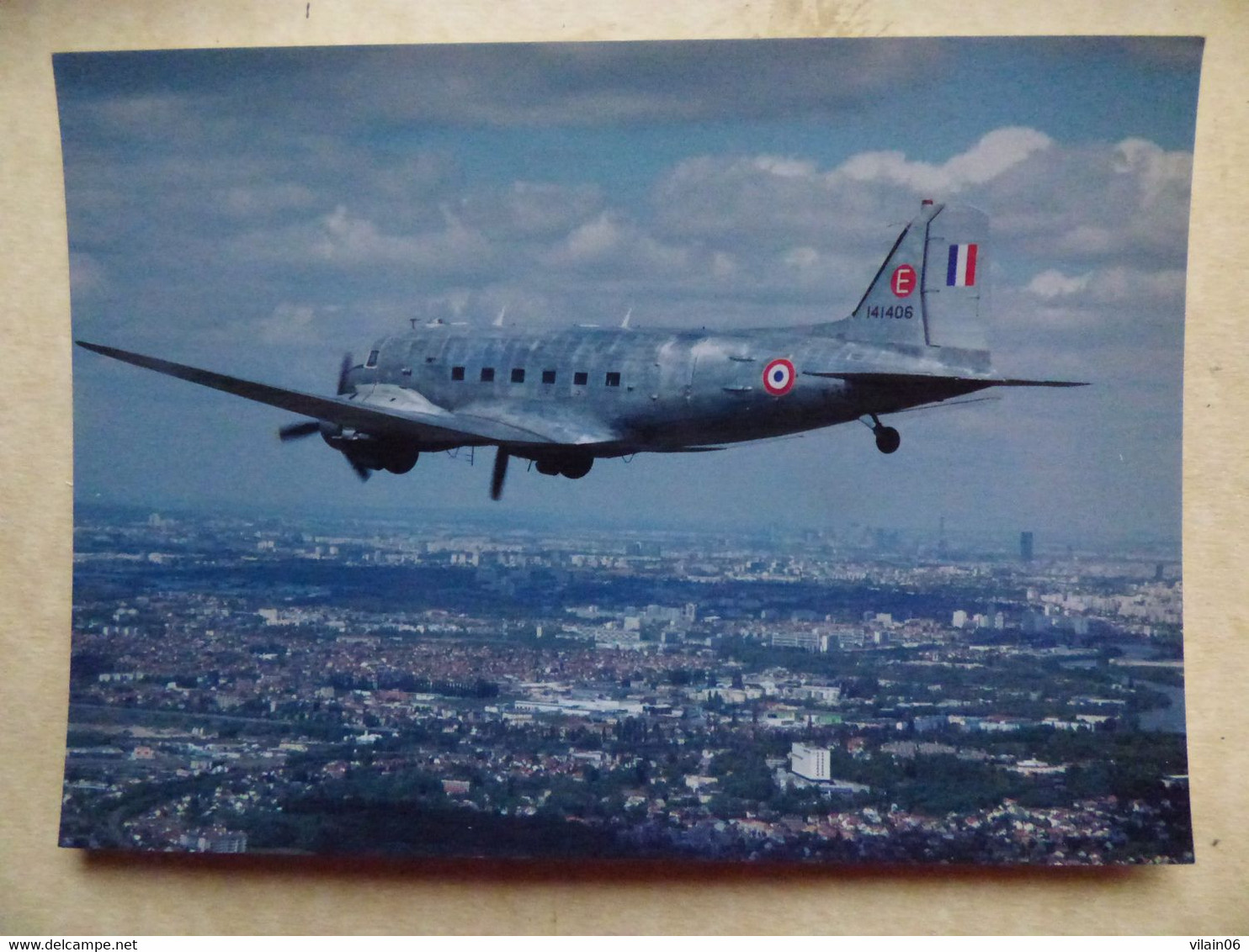 DC 3    ESCADRON BEARN   : ASSOCIATION FRANCE DC 3   F-AZTE - 1946-....: Ere Moderne