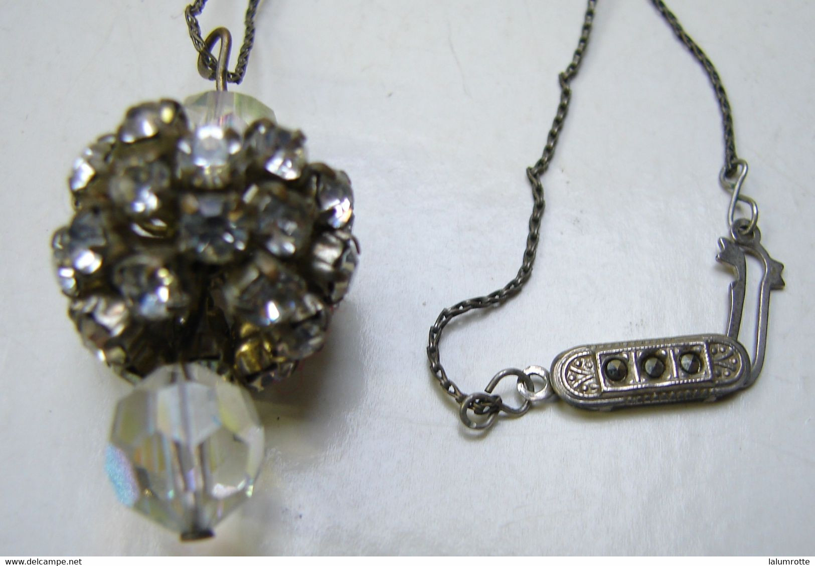 Bijoux. C. 246. Ancien Collier, Perles En Cristal - Necklaces/Chains