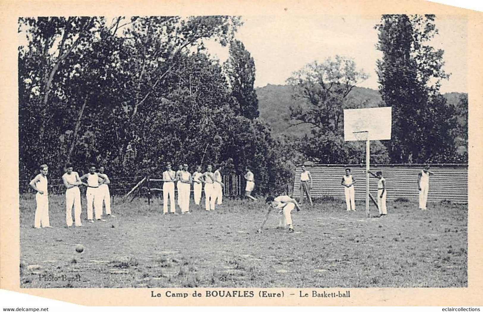 Thème Sport  .    Basket Ball  Camp De Bouafles  27    (Voir Scan) - Gymnastik