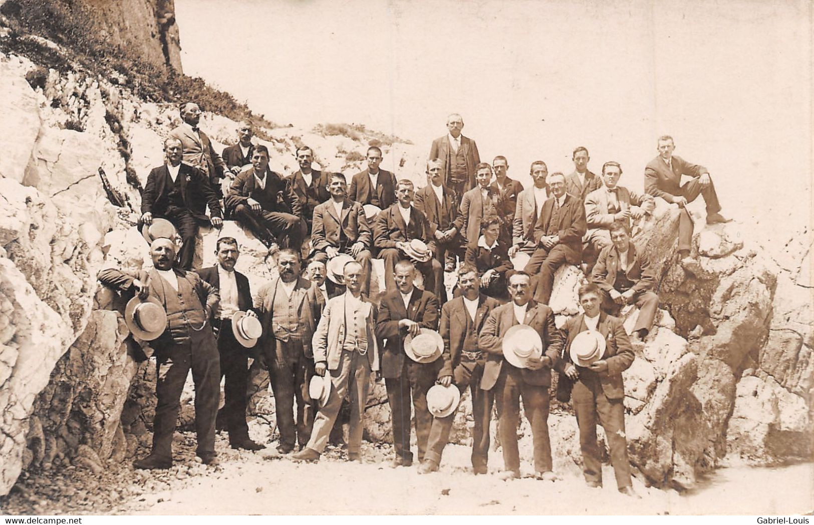 Carte-Photo:  Groupe D'Hommes Vers 1900 - Suisse Schweiz - - Otros & Sin Clasificación