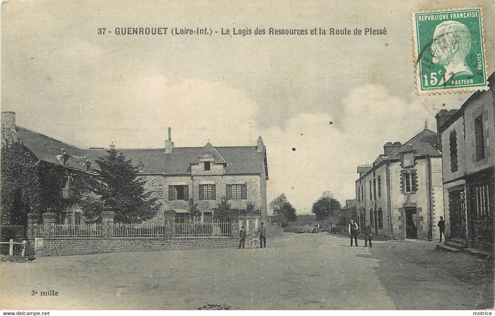 GUENROUET - Le Logis Des Ressources Et La Route De Plessé. - Guenrouet