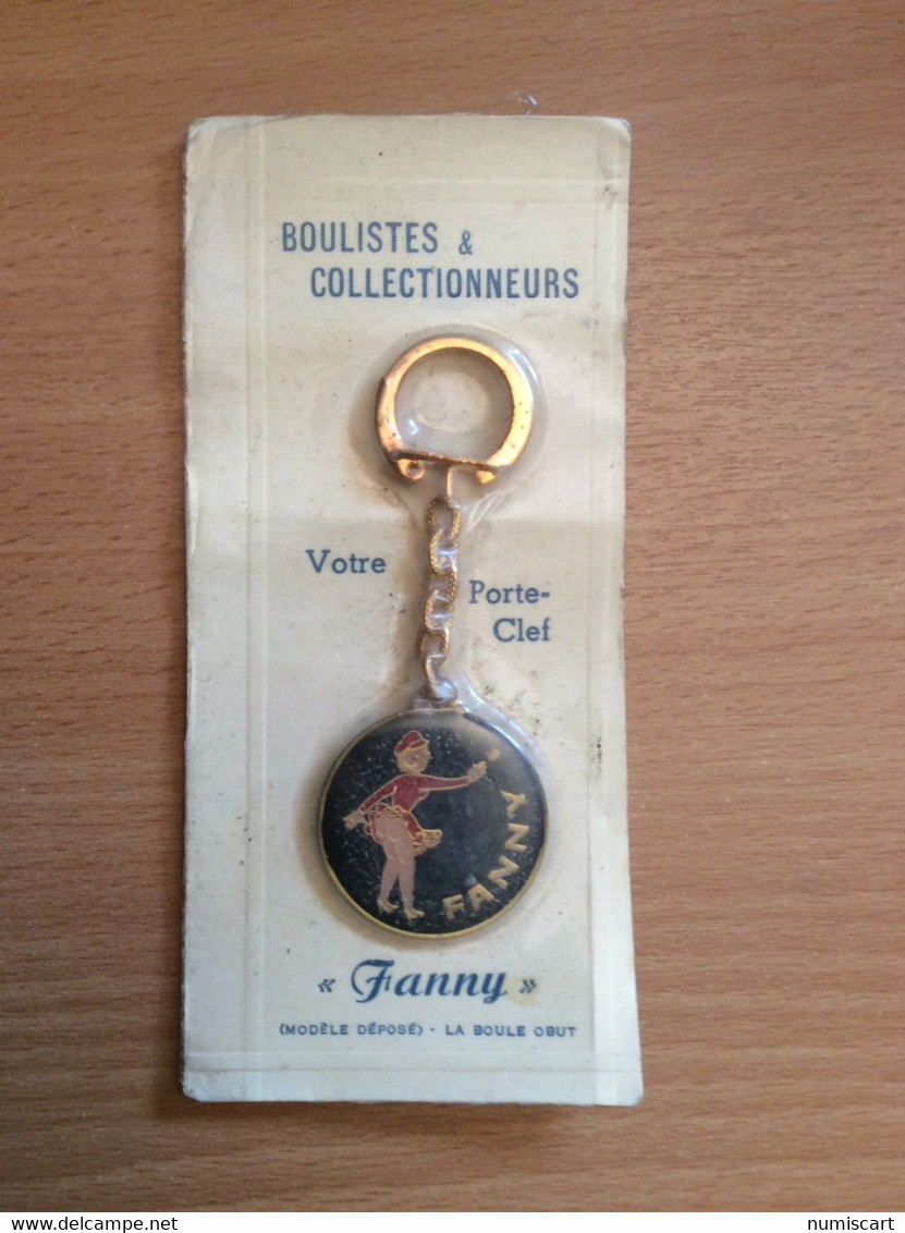 Porte Clé Fanny Pétanque Boules Boulistes Cochonnet Sport Collectionneurs NSB Neuf Sous Blister - Bocce