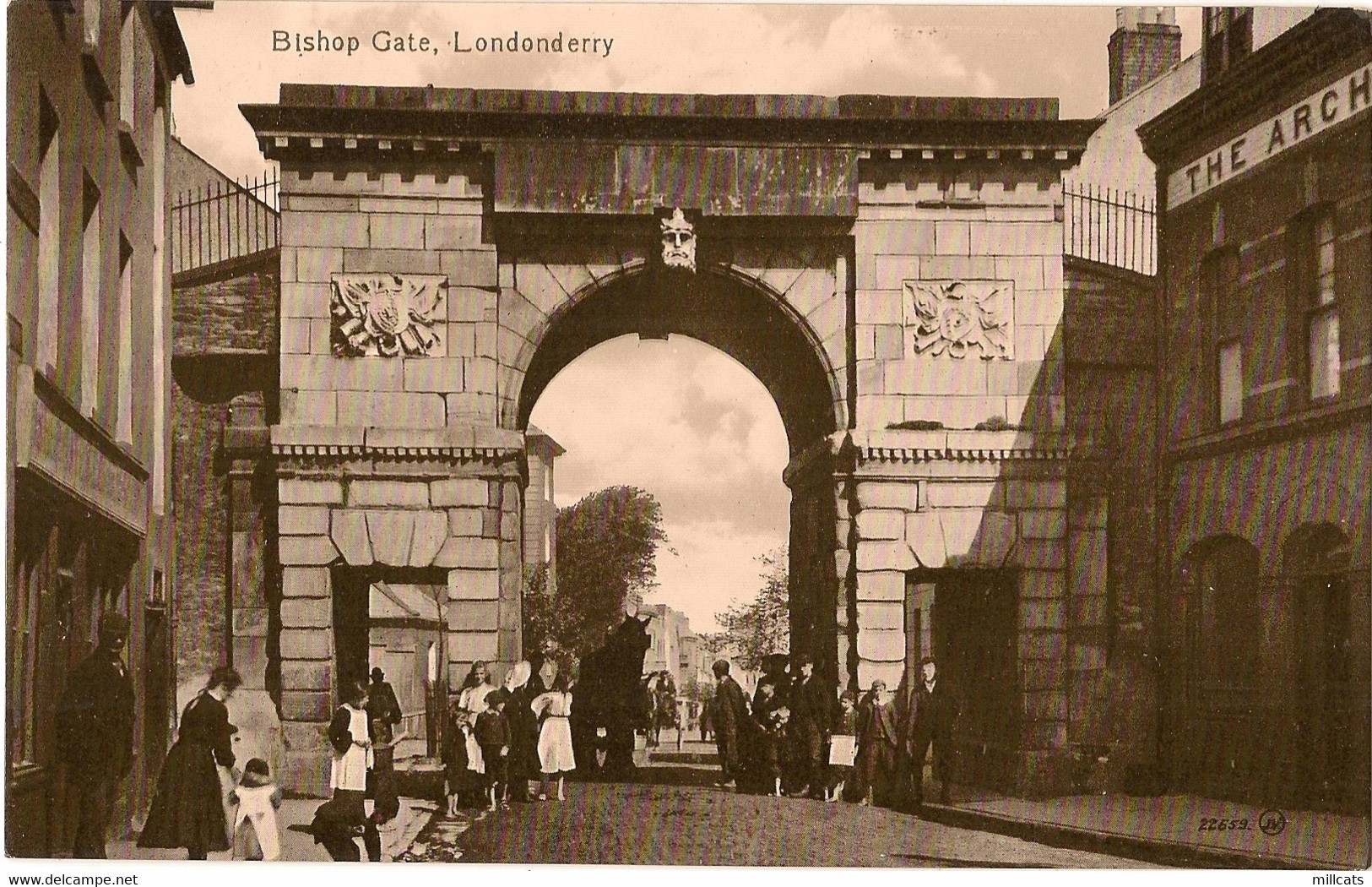 NORTHERN IRELAND LONDONDERRY  BISHOP GATE RP - Londonderry