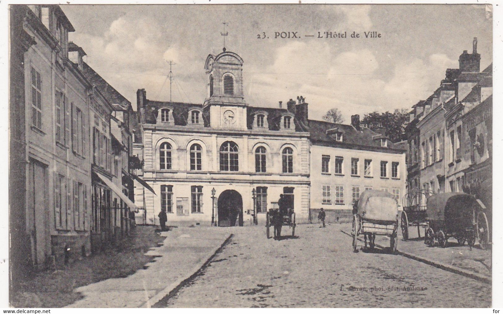 Somme : POIX : L'hôtel De Ville : 1915 : Attelage : - Poix-de-Picardie