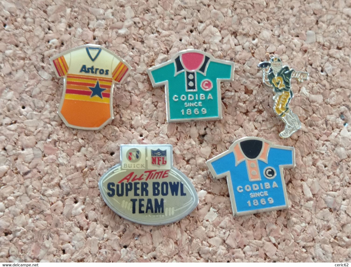 LOT E 5 PINS FOOTBALL AMERICAIN SUPER BOWL SUPERBOWL ARTROS - Calcio