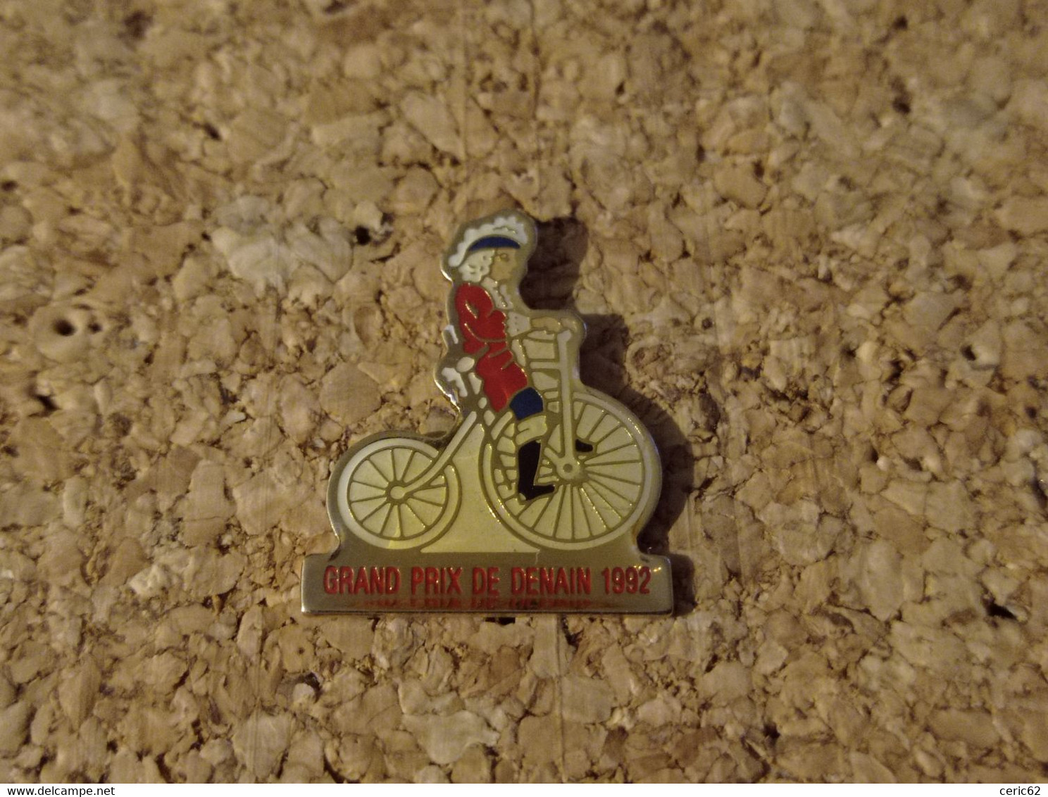 PINS CYCLISME VELO  GRAND PRIX DENAIN 1992 - Cyclisme