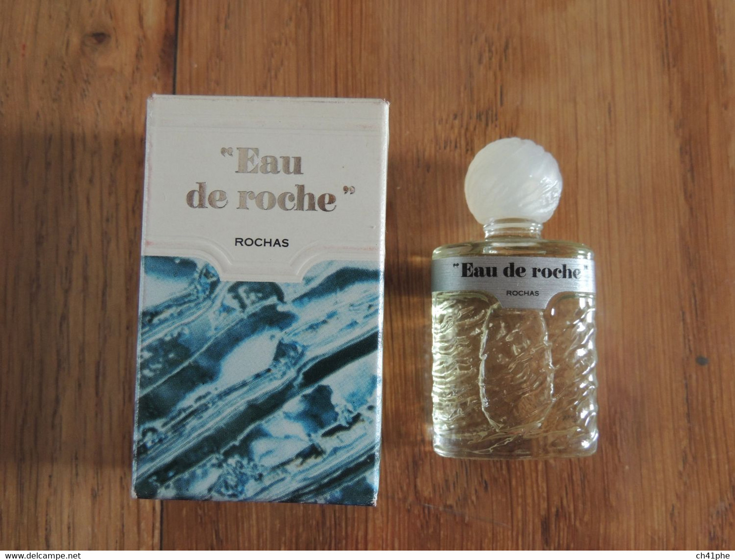 EAU DE ROCHE - ROCHAS - MINIATURE DE PARFUM COMPLETE AVEC BOITE - Miniaturas (en Caja)