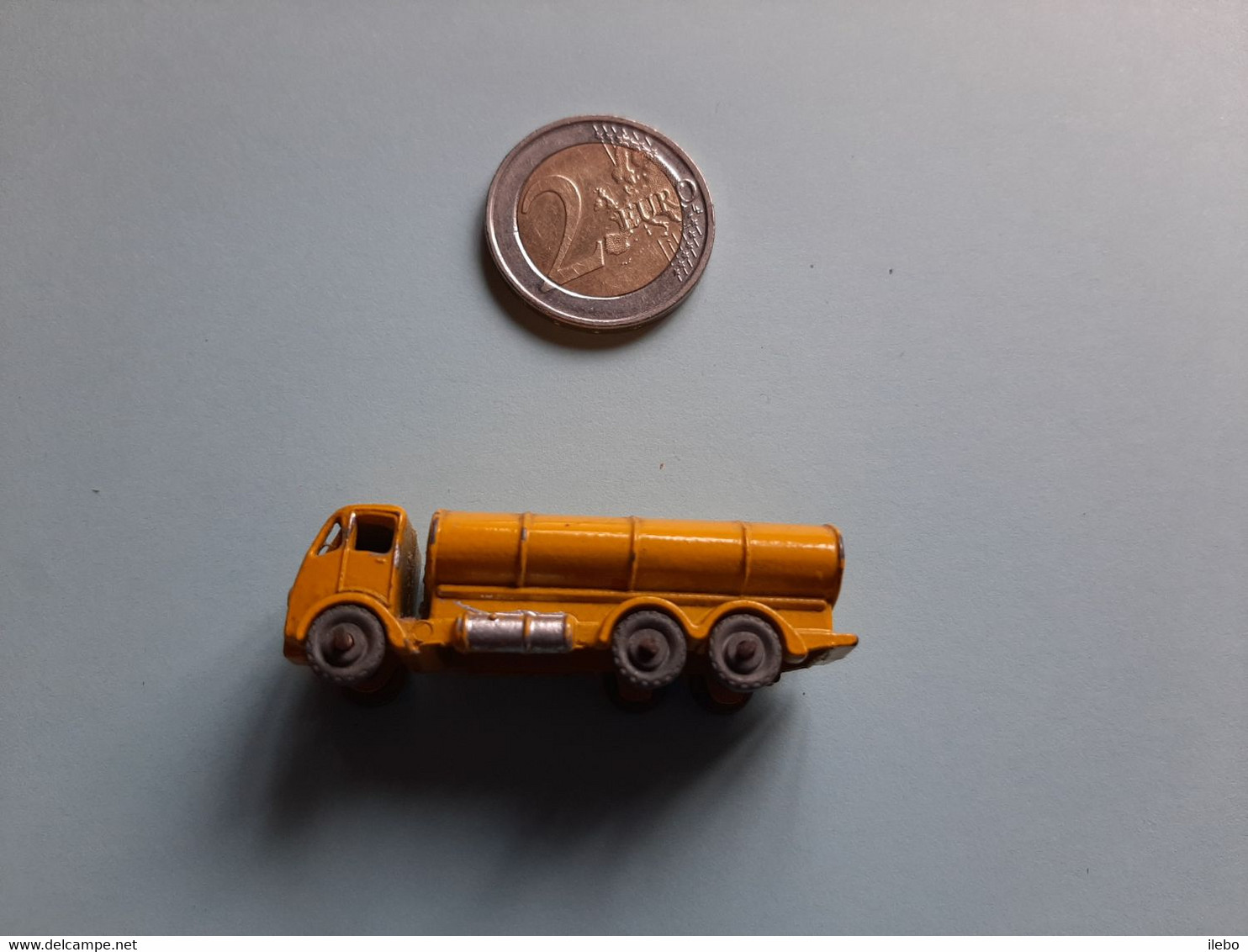 Matchbox Lesney Camion Jaune Citerne Petrol Tank Yellow - Lesney