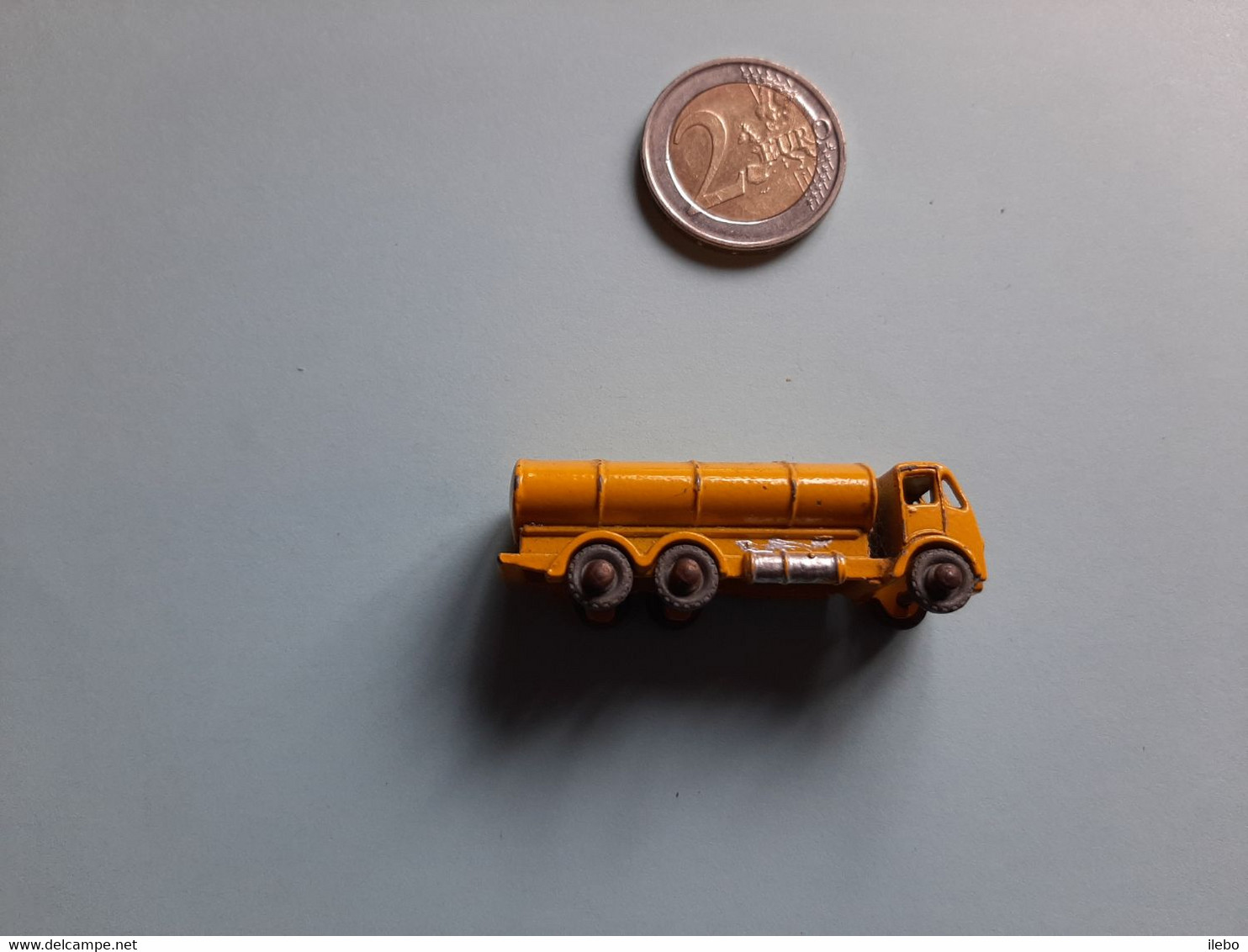 Matchbox Lesney Camion Jaune Citerne Petrol Tank Yellow - Lesney