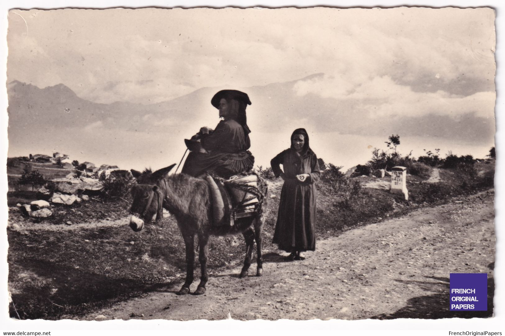 Rare CPSM 1959 Photo Tomasi ( Ajaccio ) Sur La Route De Piana Et Porto Animée Mule âne Femme Borne Calvi Montagne D1-120 - Autres & Non Classés