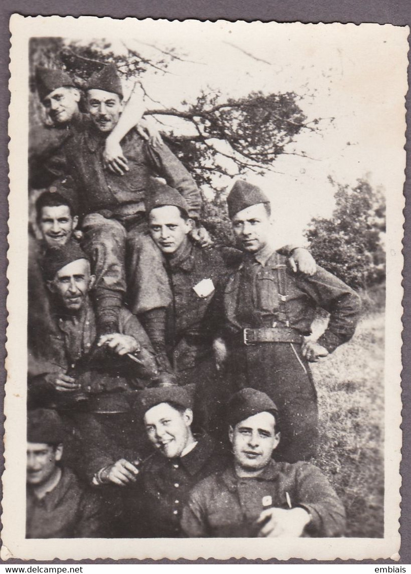 S.A.R Henri, COMTE DE PARIS à La Légion Etrangère Mai 1940 Au Milieu De Ses Camarades - Photo - Célébrités