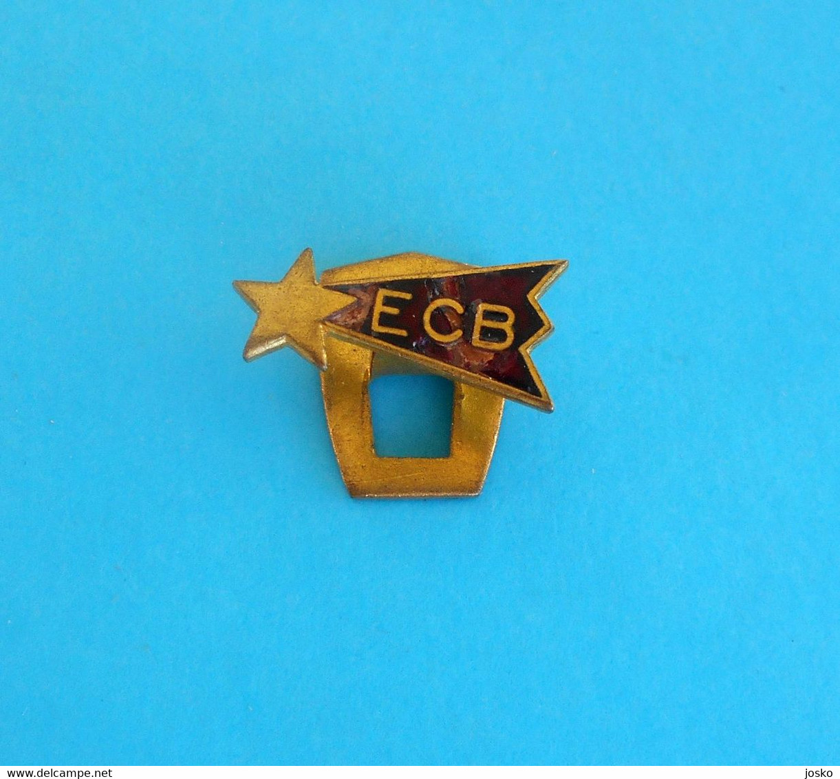 EC BASTIA (Espoir Club Bastiais) - France Football Club Old Enamel Buttonhole Pin Badge * Soccer Fussball Calcio Foot - Football