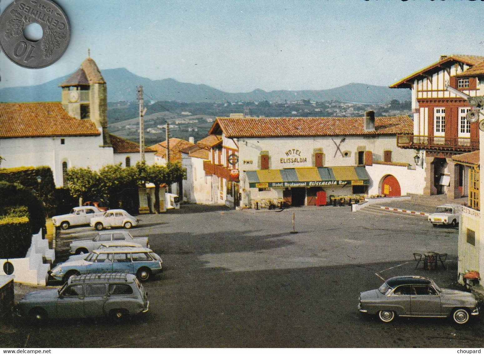 64 - Carte Postale Semi Moderne Dentelée De  BIDART   La Place De La Mairie - Bidart