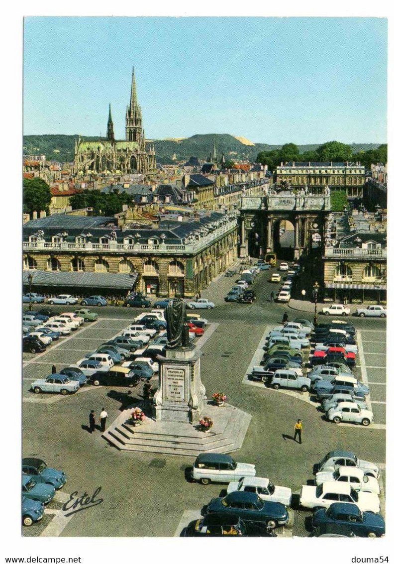 NANCY (54) - Vue Générale Sur La Place Stanislas - Nancy