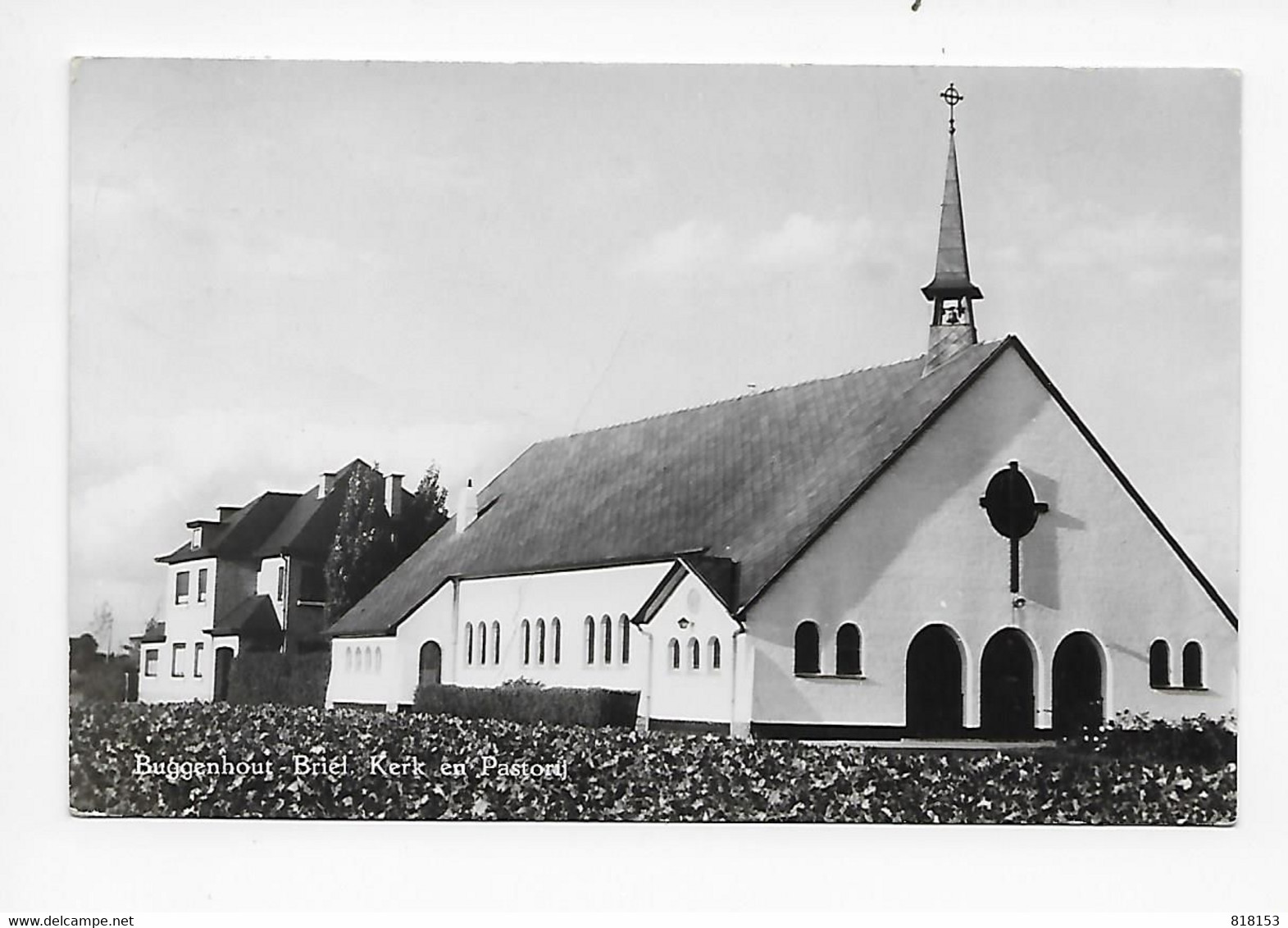Buggenhout-Briel      Kerk En Pastorij  (lichte Plooi Middden,zie Scan) - Buggenhout