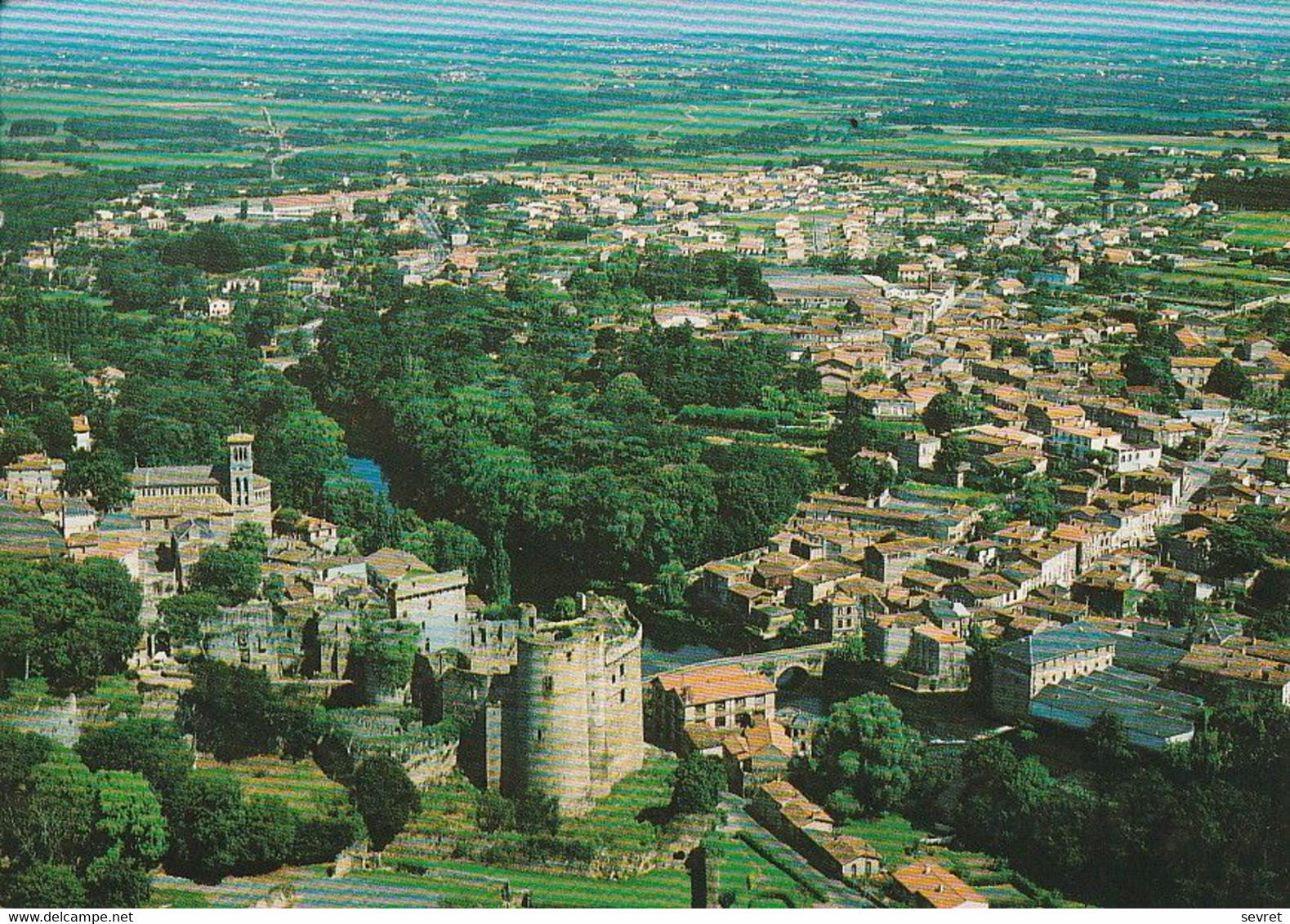 CLISSON. - Vue Générale Aérienne. CPM Pas Courante - Clisson