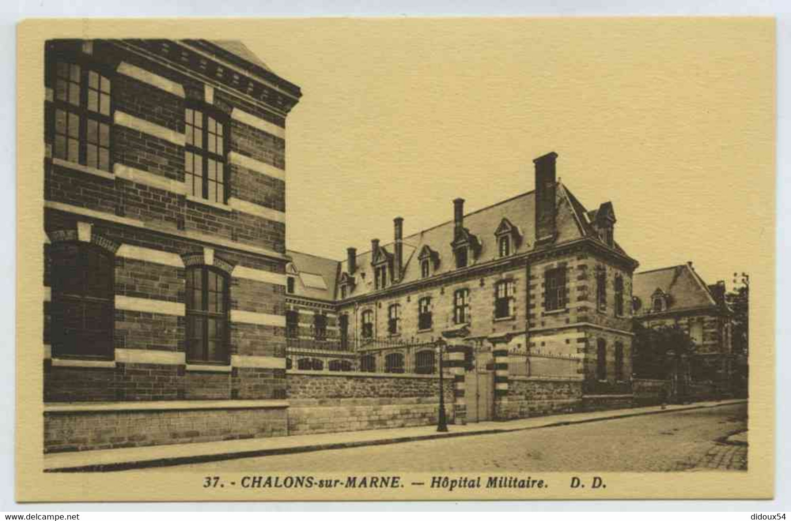 Lot 50 cpa Châlons sur Marne, Châlons en Champagne