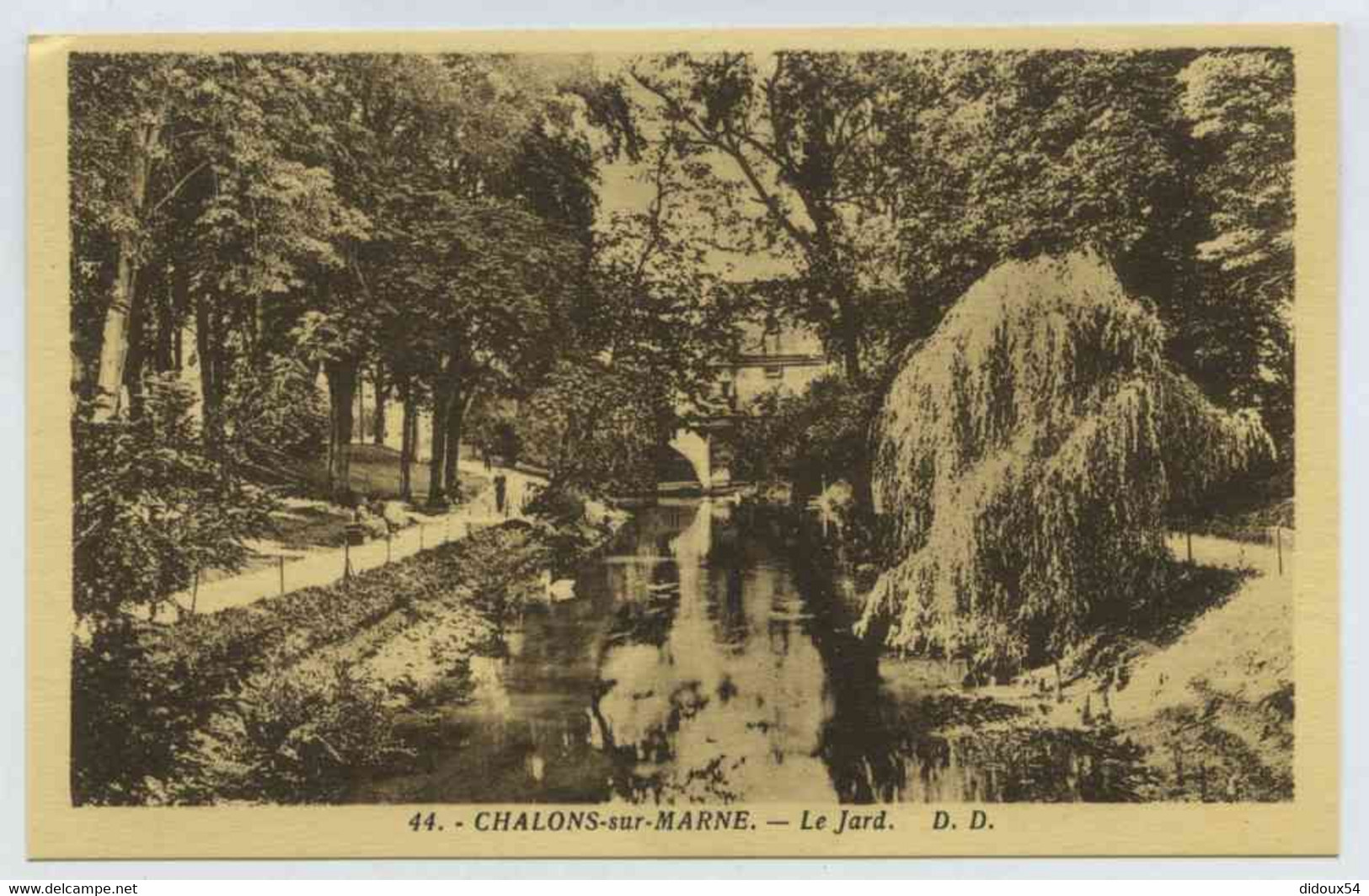 Lot 50 cpa Châlons sur Marne, Châlons en Champagne