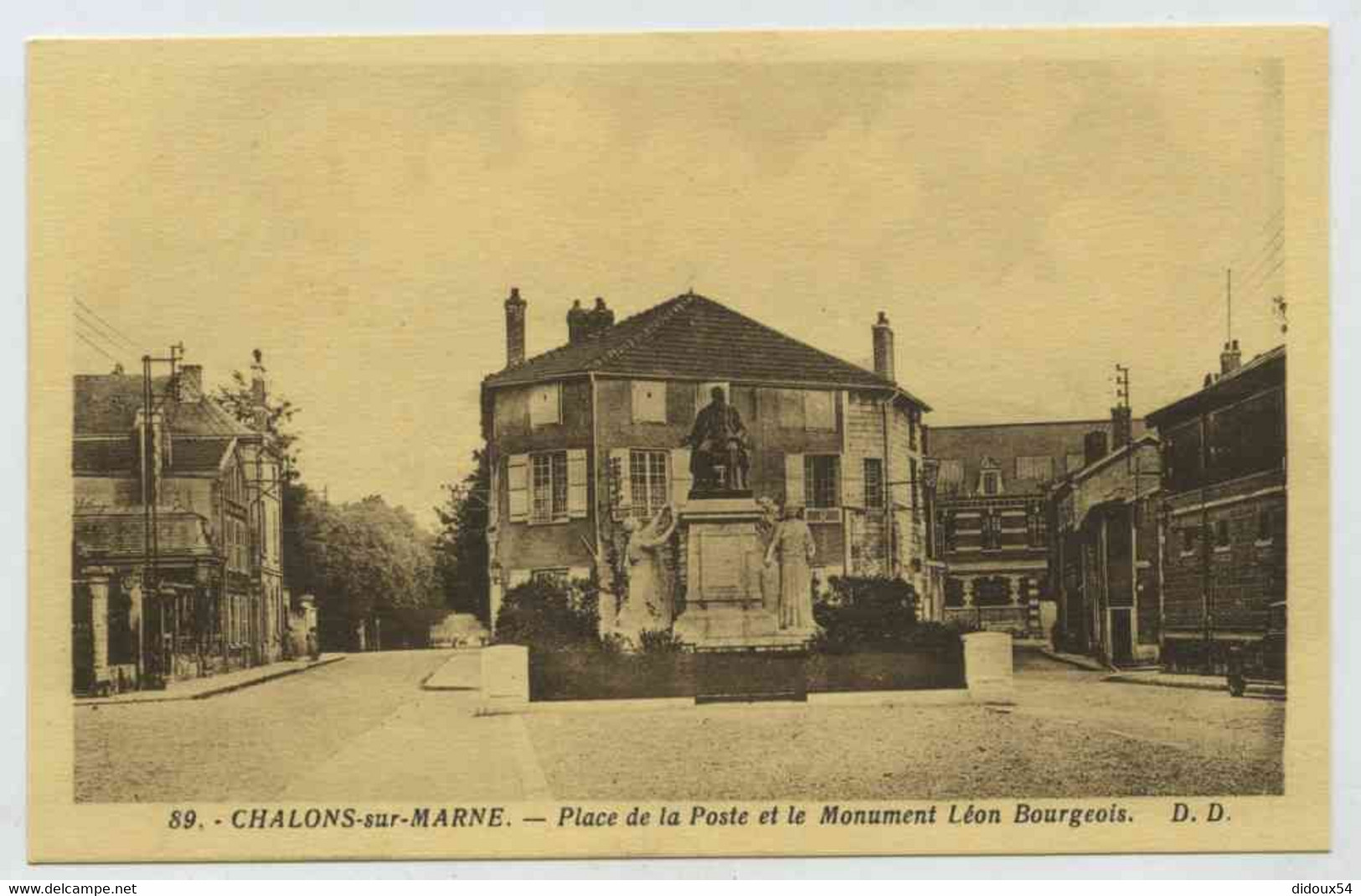 Lot 50 cpa Châlons sur Marne, Châlons en Champagne