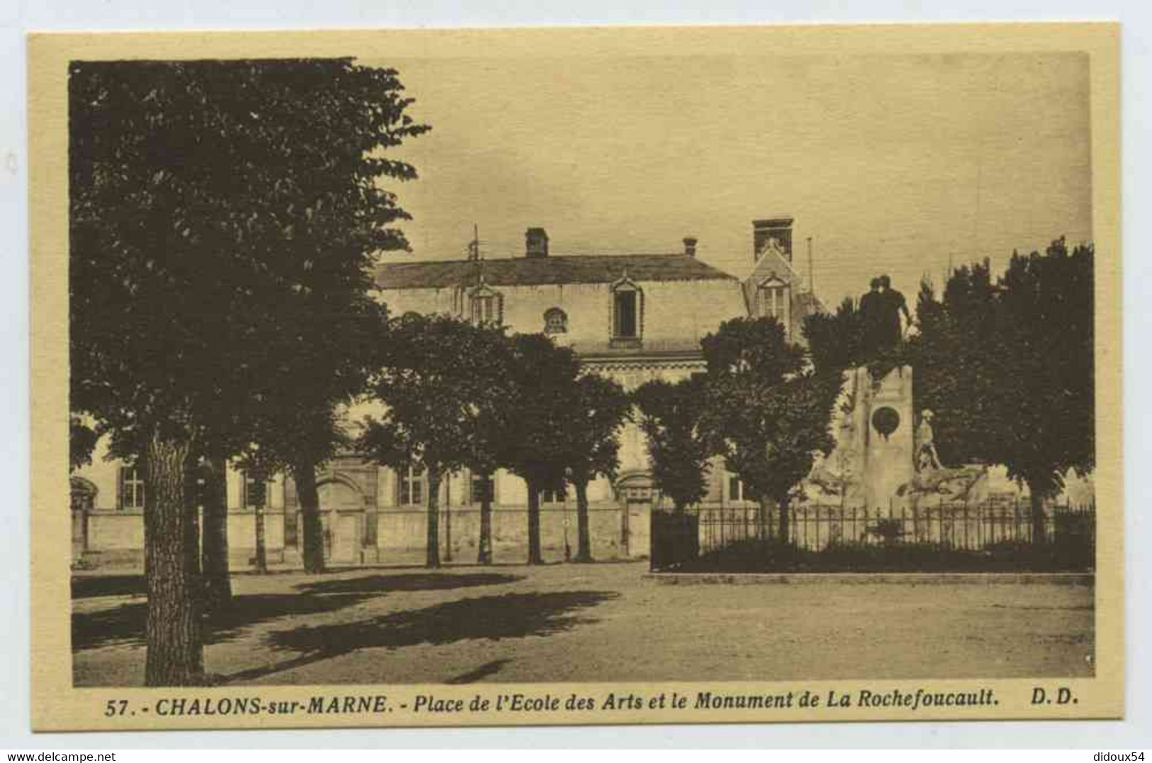 Lot 50 cpa Châlons sur Marne, Châlons en Champagne