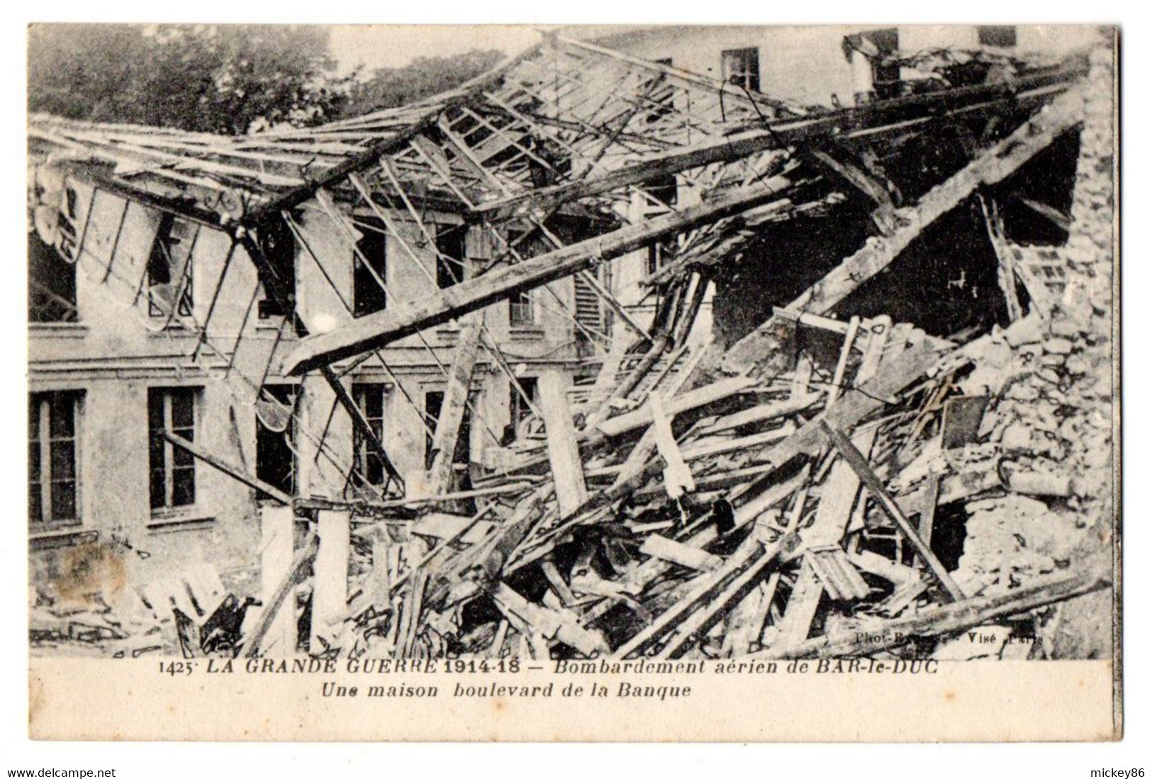 BAR LE DUC --Guerre 1914-18--Bombardement Aérien--Une Maison Boulevard De La Banque.............à Saisir - Bar Le Duc