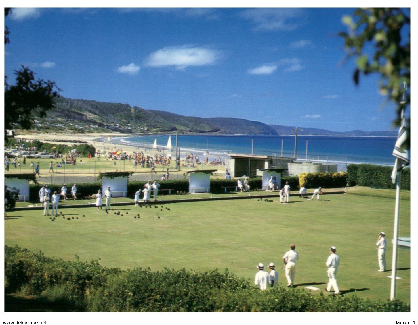 (Q 18) Australia - VIC - Great Ocean Road - Lorne Bowling Club - Bowling