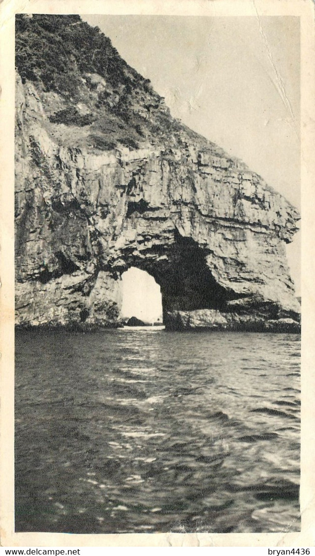 SAINT PIERRE ET MIQUELON - COURRIER Voyagé En 1951 - AFFRANCHISSEMENT TIMBRES N°330, 331 & 332. - Cartas & Documentos