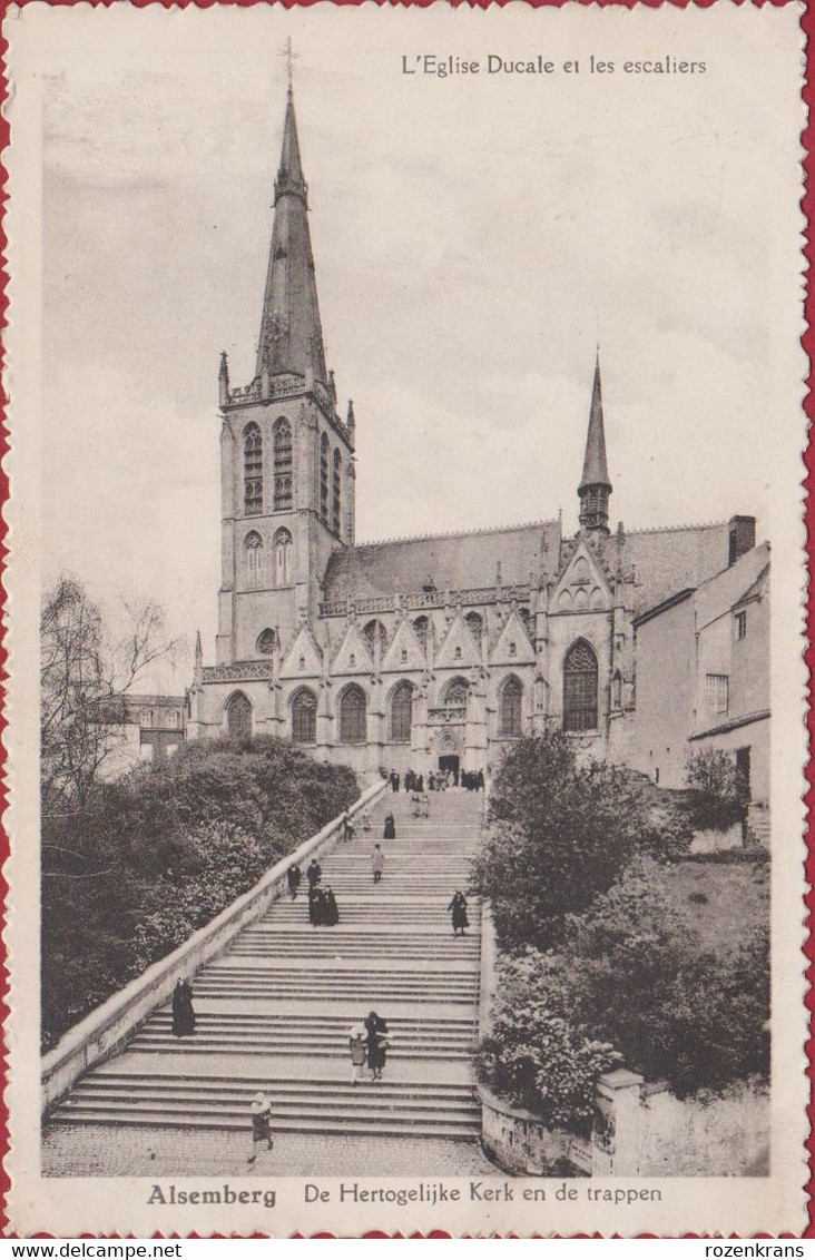 ALSEMBERG - De Hertogelijke Kerk En De Trappen - L'église Ducale Et Les Escaliers (In Zeer Goede Staat) - Beersel