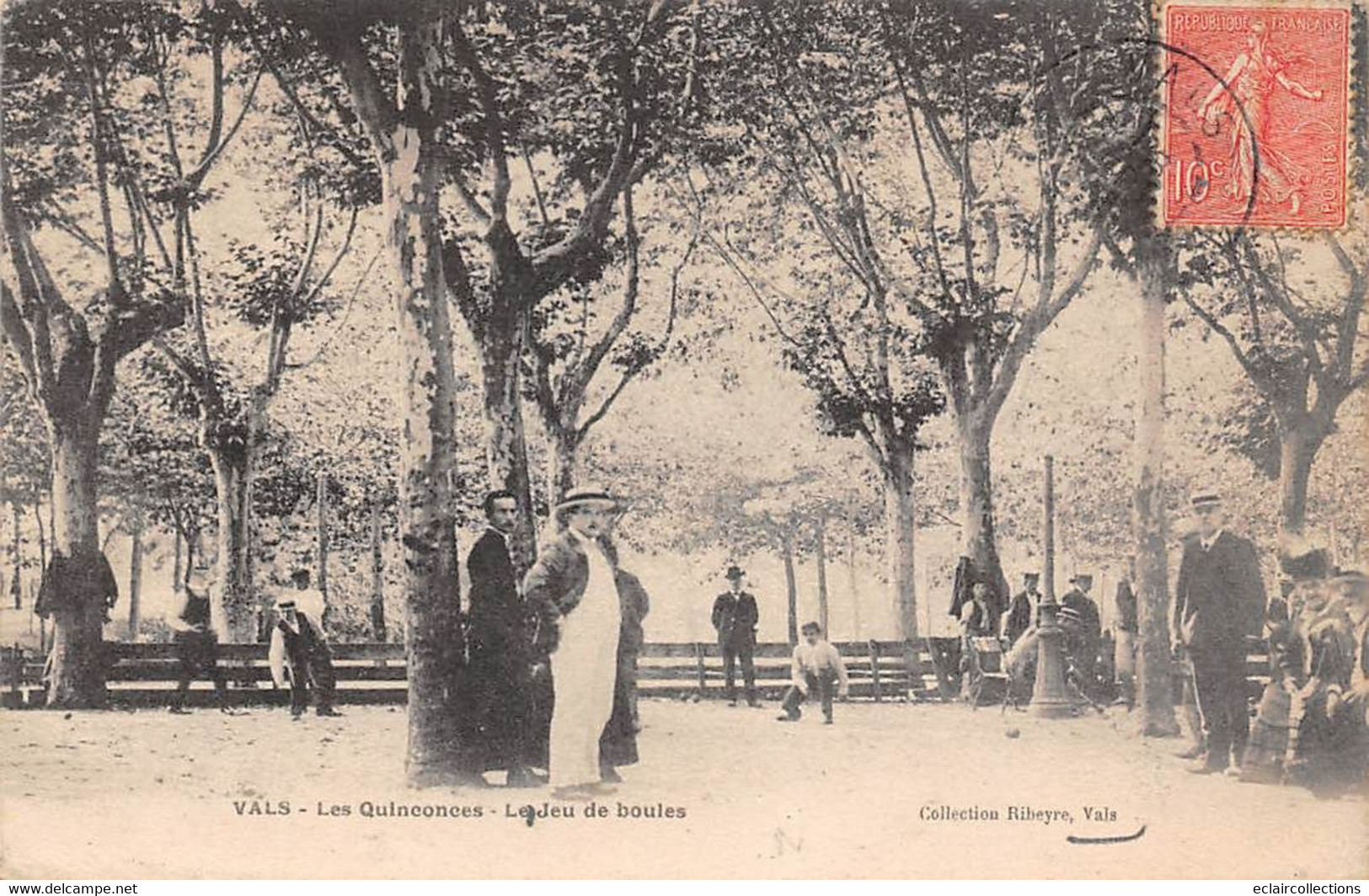 Thème Sport: Pétanque -Jeu De Boules.  Vals Les Bains   07 . Les Quinconces Jeu De Boules            ( Voir Scan) - Pétanque