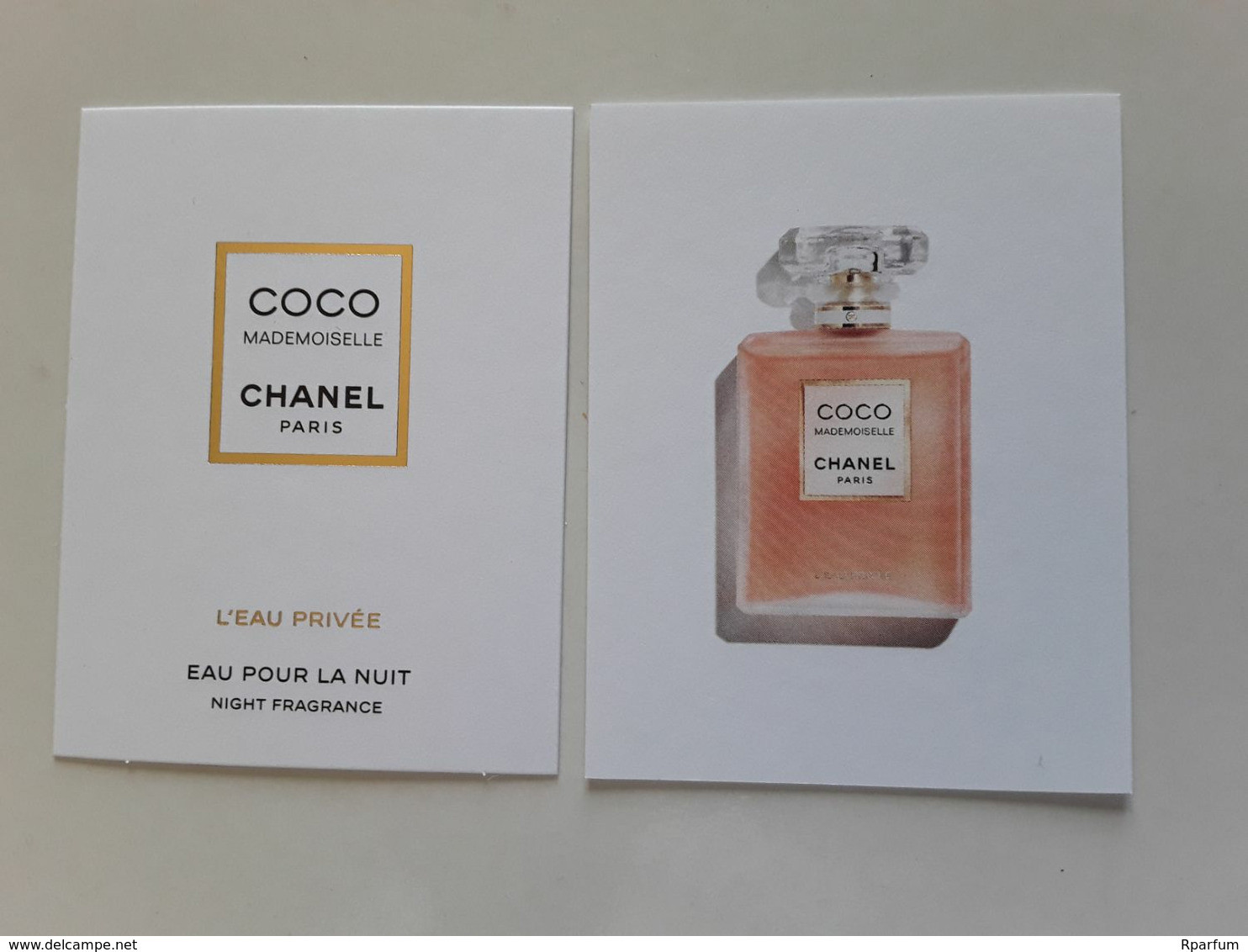 Carte Parfumée CHANEL  "  L'EAU PRIVÉE " Photo  R / V - Modernes (à Partir De 1961)