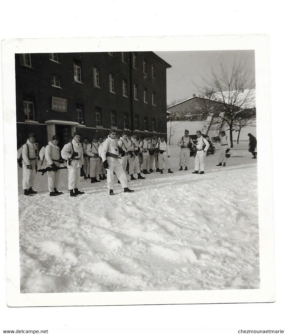 CENTRE ENTRAINEMENT BRIGADE SUS LA NEIGE - PHOTO - Guerra, Militares