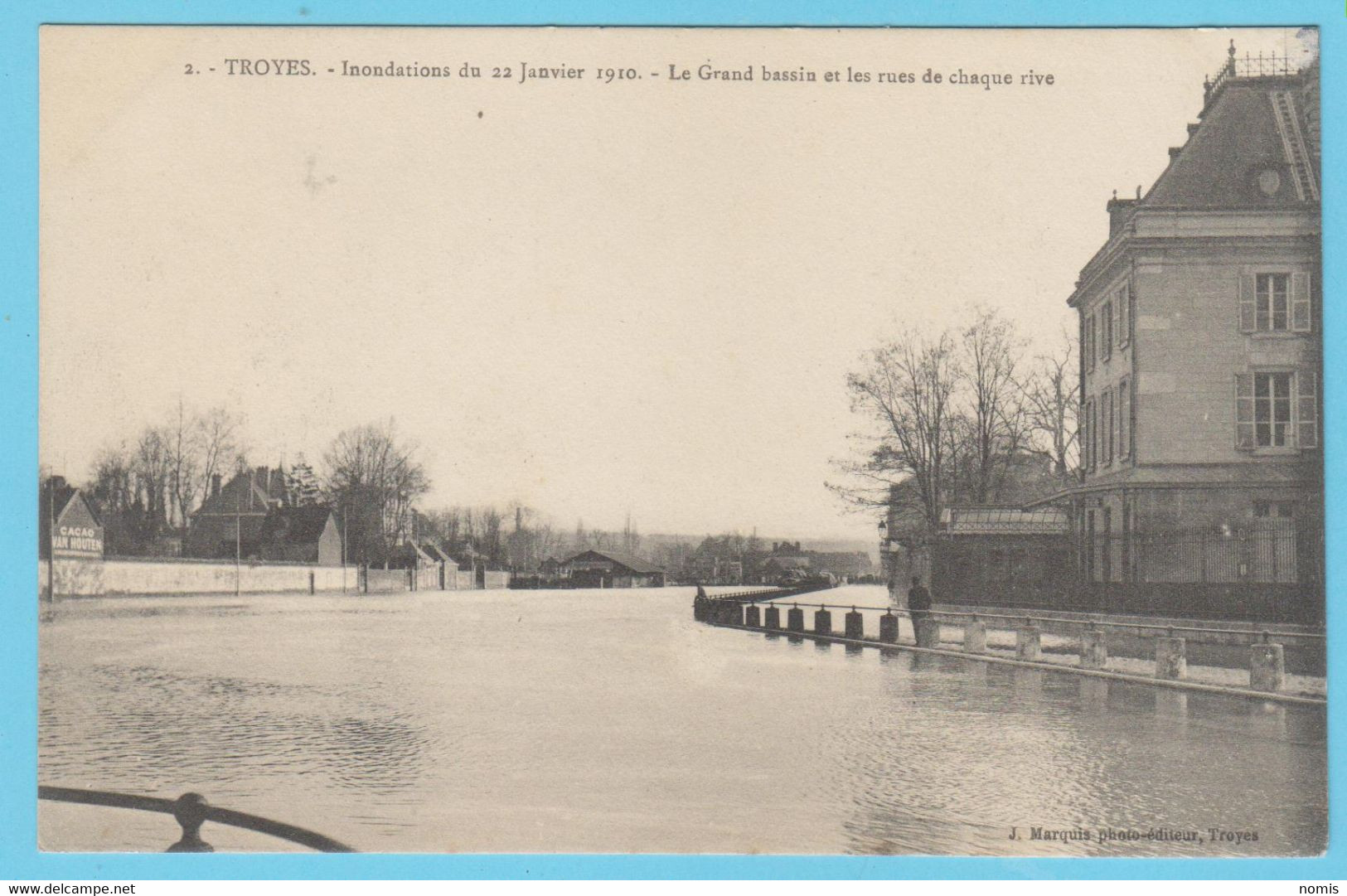 J.P.S. 12 - C.P. 65 - Inondations Du 21 Janvier 1910 - N° 2 - Le Grand Bassin Et Les Rues De Chaque Rive - Troyes