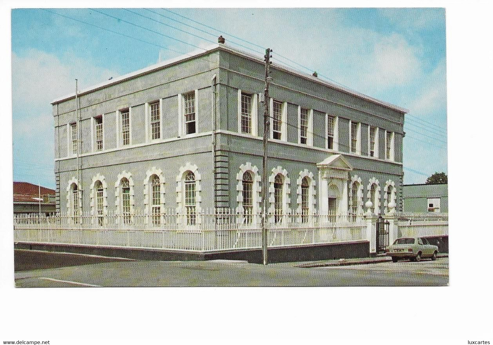 COURT HOUSE AND HOUSE OF PARLIAMENT. ST JOHN'S. ANTIGUA. - Antigua En Barbuda