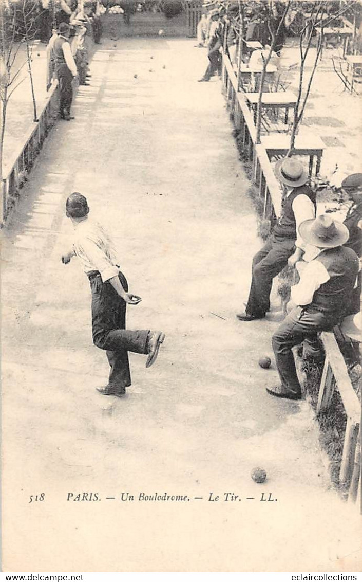 Thème Sport: Pétanque-Jeu De Boules. Paris  Un Boulodrome. Le Tir     ( Voir Scan) - Pétanque