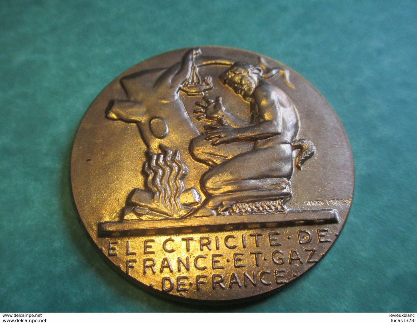 Ancienne Médaille De Bronze DORE , EDF Electricité Et Gaz De France / F.SIGHIERI , Dieu PAN, 35 Années De Service / RARE - Professionals / Firms
