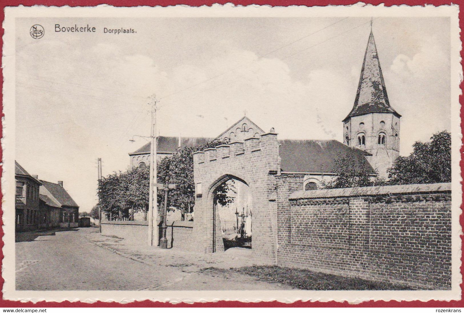 Bovekerke Dorpplaats Sint-Gertrudiskerk Poort En Kerkhof West-Vlaanderen  Koekelare (In Zeer Goede Staat) - Koekelare