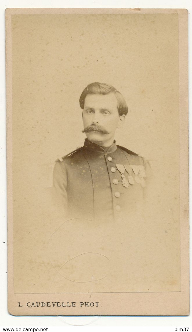 BOULOGNE SUR MER, L. Caudevelle -  Photo CDV, Officier Militaire, Médailles - Old (before 1900)