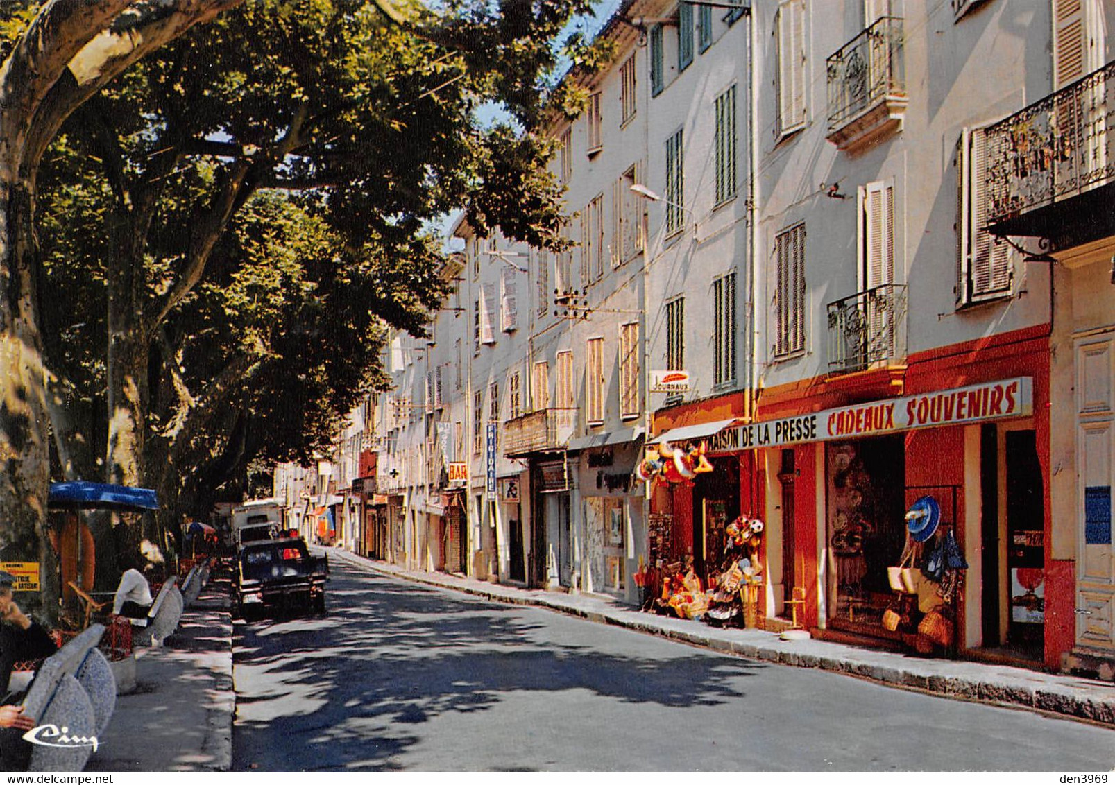 SALERNES - Cours Th. Bouge - Maison De La Presse - Salernes