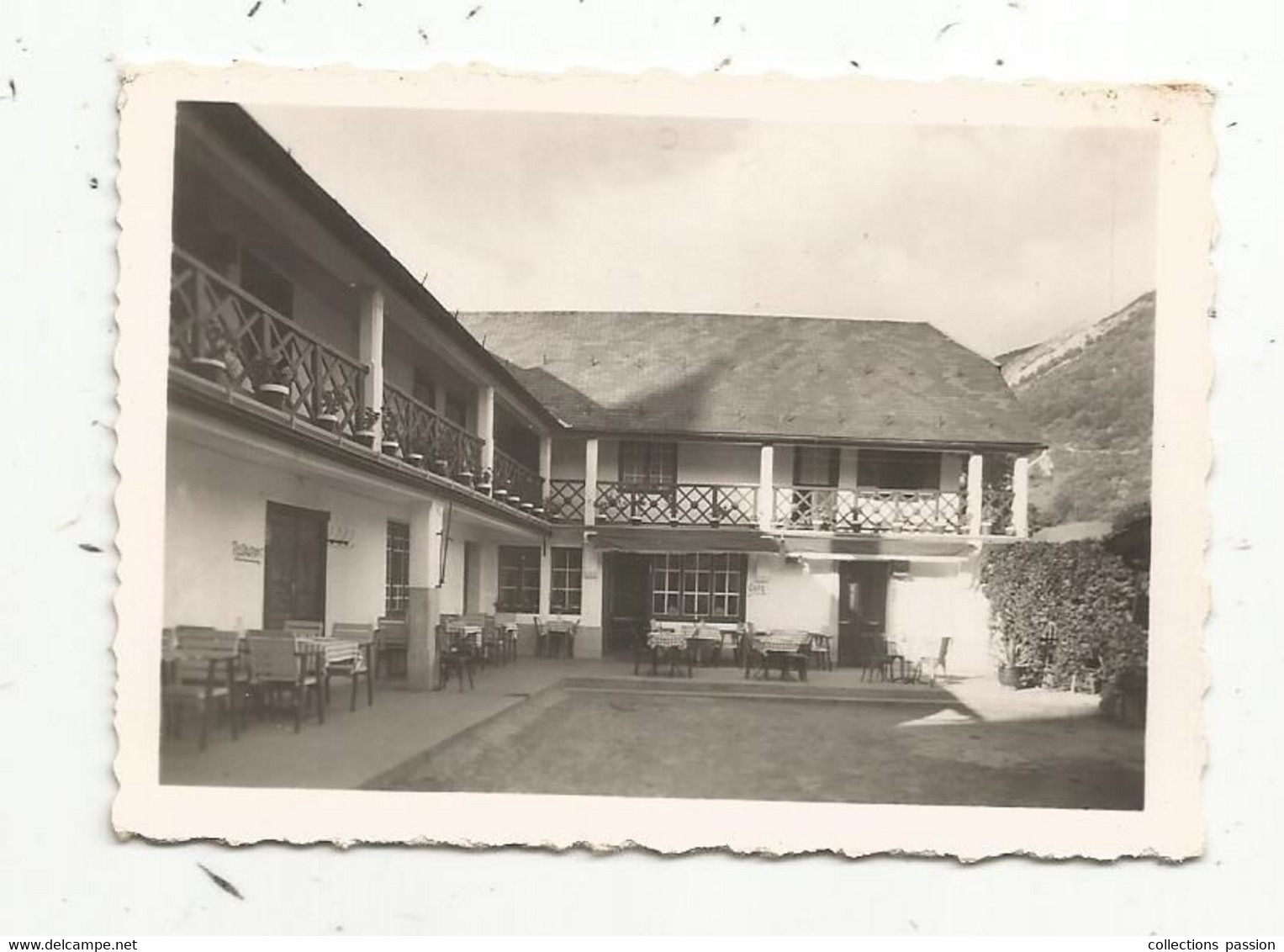 Carte De Visite Et Photographie ,65 , SAINTE MARIE DE CAMPAN ,hôtel Des Pyrénées ,Castaing Propriétaire ,2 Scans - Cartes De Visite