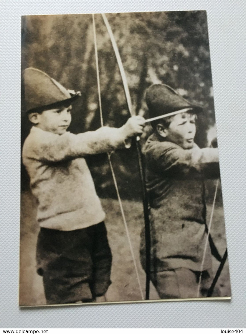 P3 - Tous Les Enfants D'Angleterre Sont Des Fervents Admirateurs De Robin Des Bois - Bogenschiessen