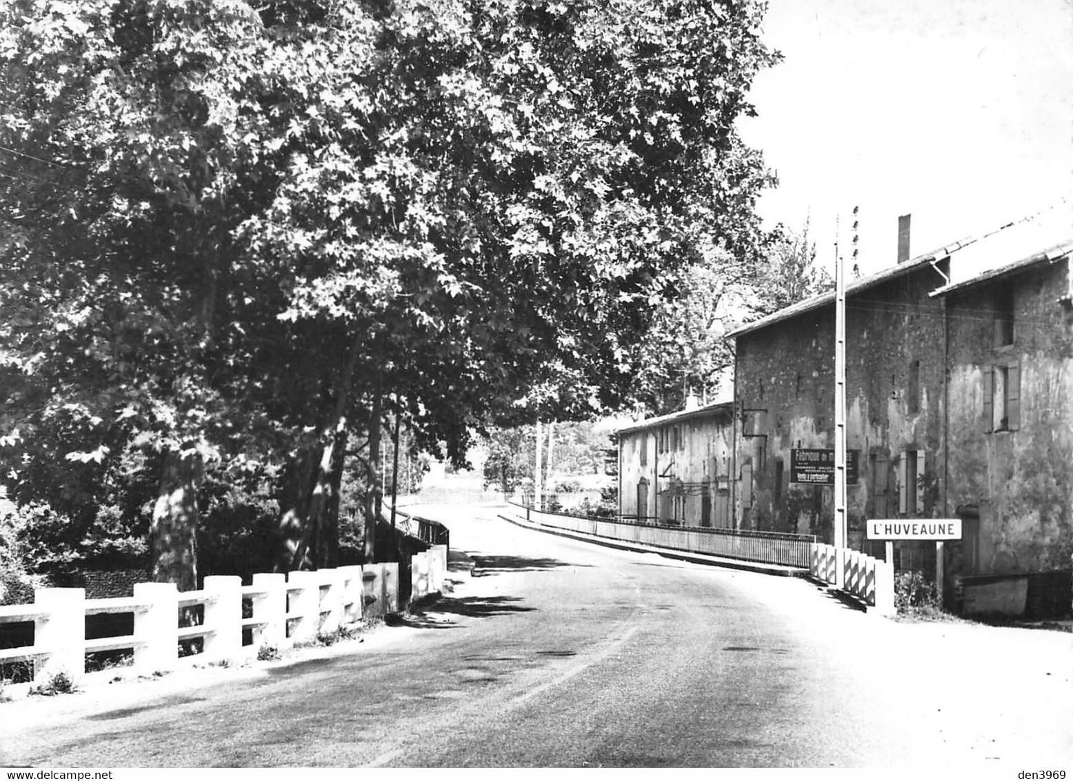 SAINT-ZACHARIE - Entrée Du Village - L'Huveaune - Saint-Zacharie