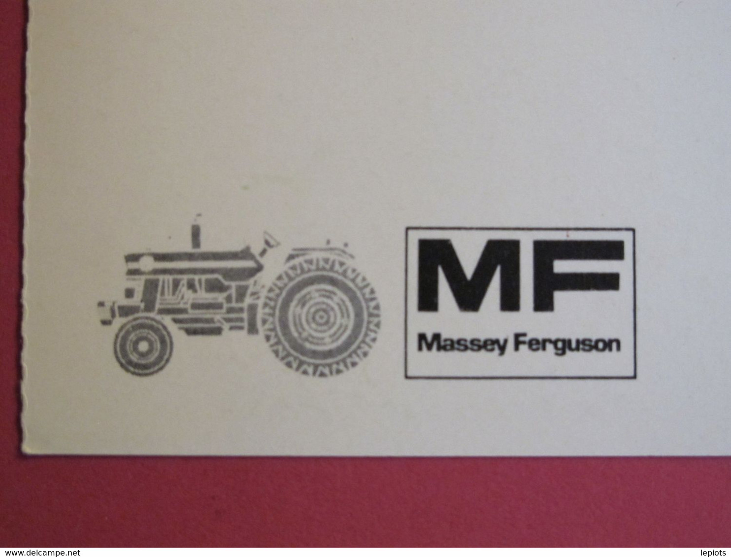 Paysage De Montagne - Carte De Promotion De Massey Ferguson - Tracteur Au Verso Bas Gauche - Scans Recto-verso - Tracteurs