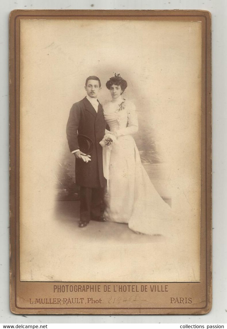 Photographie De L'Hotzel De Ville,Muller-Rault , Paris , Couple ,mariage ,mariée,165 X 110 Mm , Frais Fr 1.85 E - Persone Anonimi