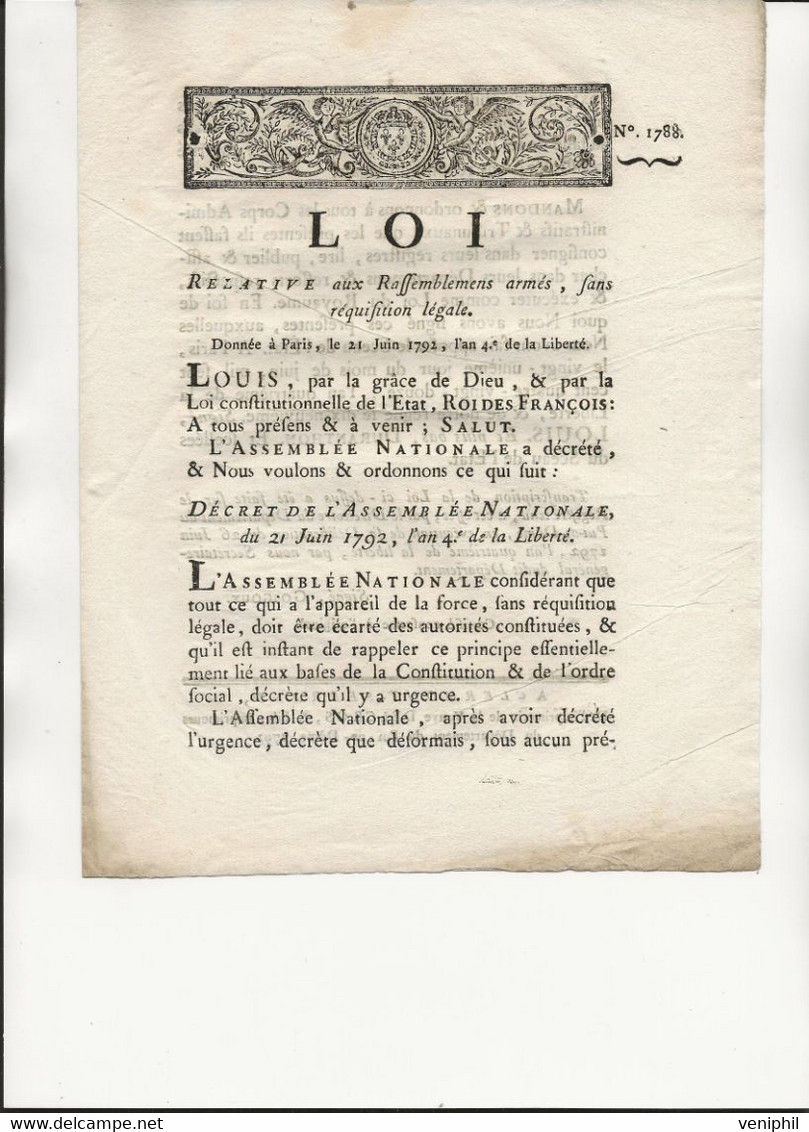 LOI RELATIVE AUX RASSEMBLEMENTS ARMES , SANS REQUISITION LEGALE.-ANNEE 1792 - Decrees & Laws