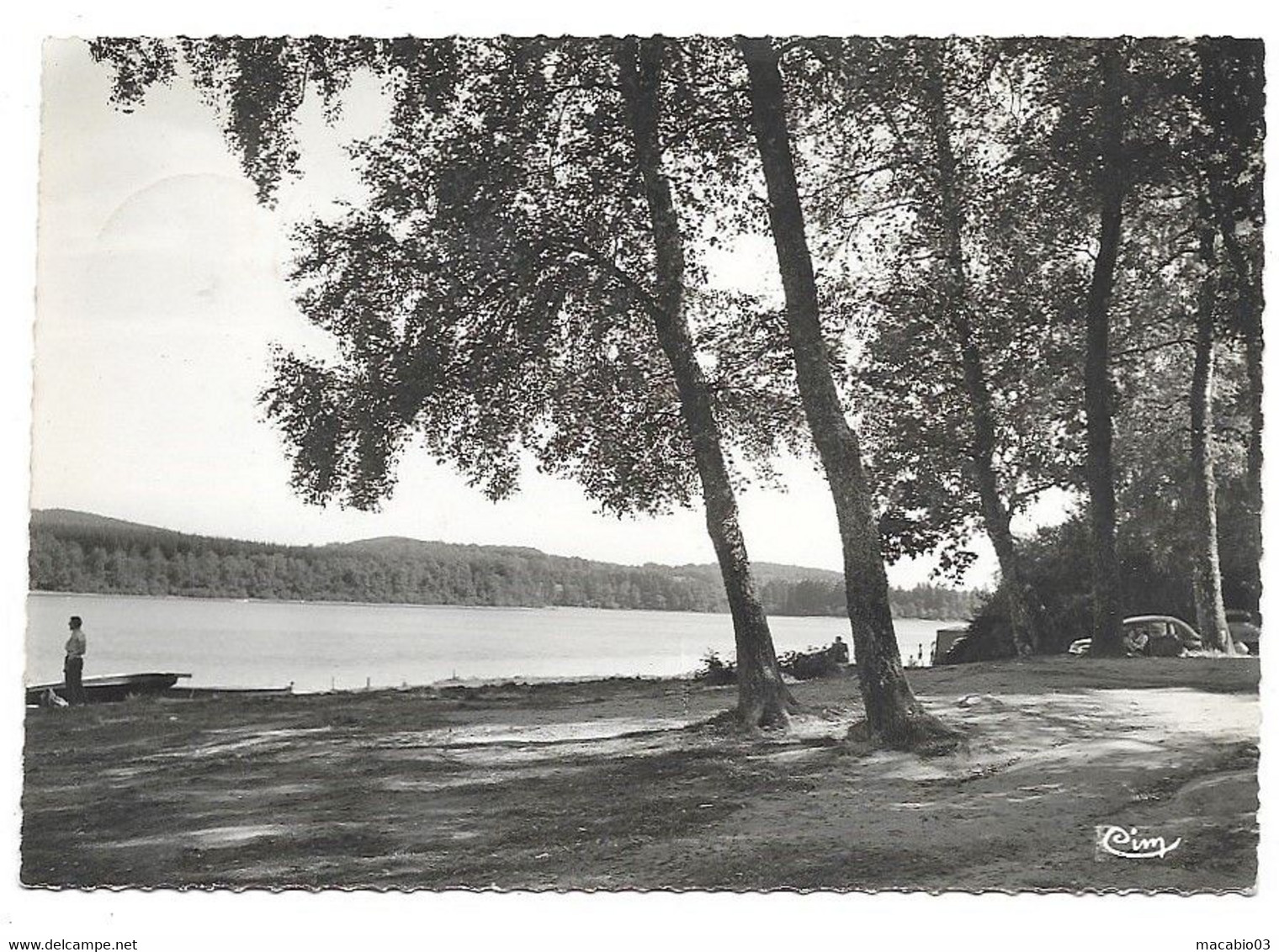 58 Nièvre : Montsauche Les Settons  Emplacement Du Camping  Réf 8198 - Montsauche Les Settons