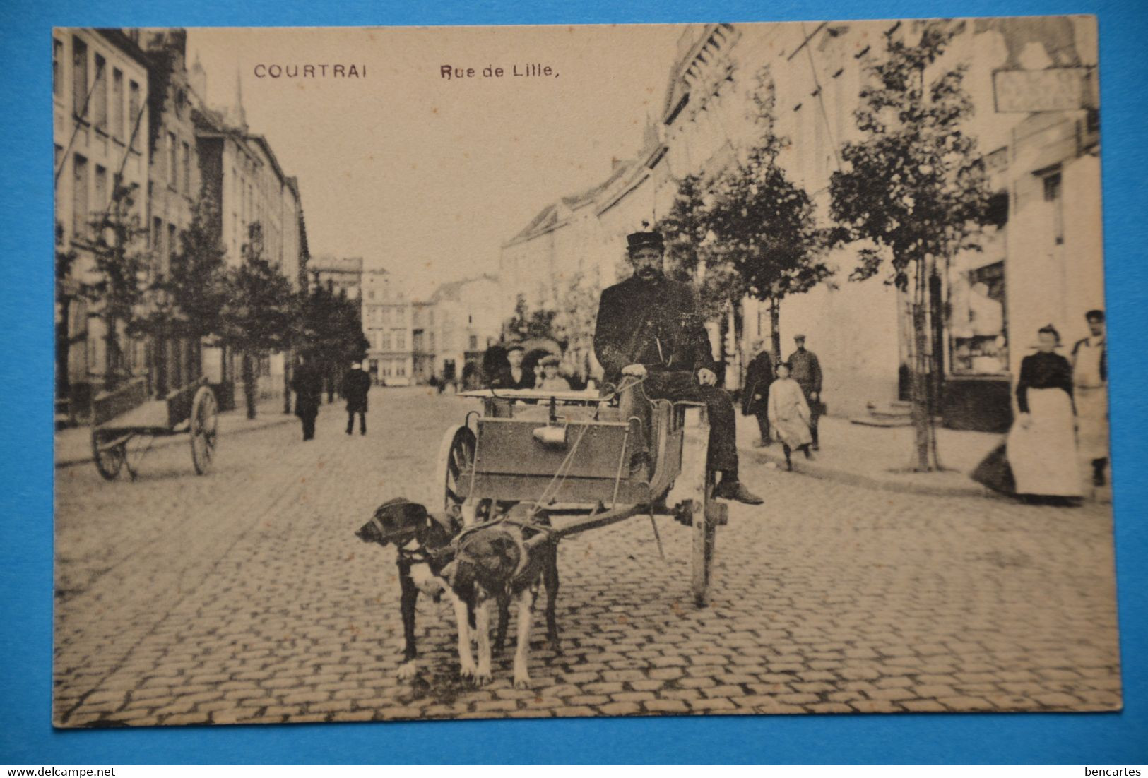 Courtrai Rue De LLille, Charette à Chiens Et Vendeur Ambulant - Kortrijk