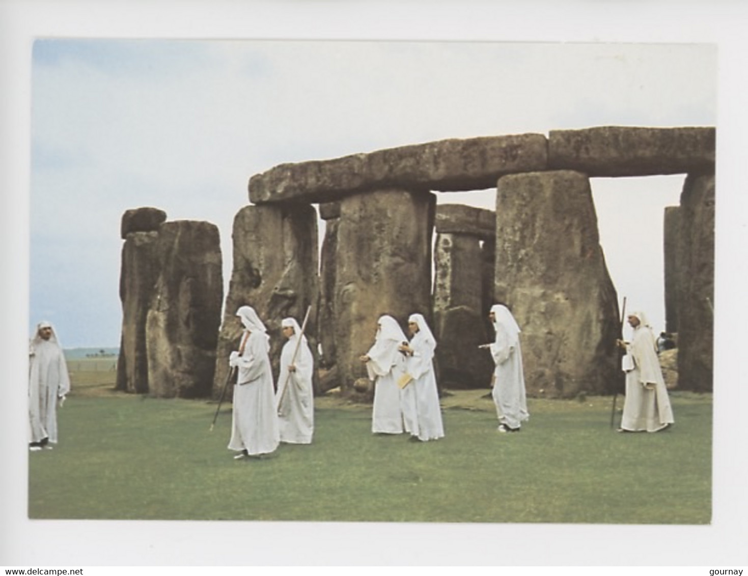 Stonehenge, Druids At Stonehenge - Wiltshire - English Heritage - Cp Vierge N°81886 - Stonehenge