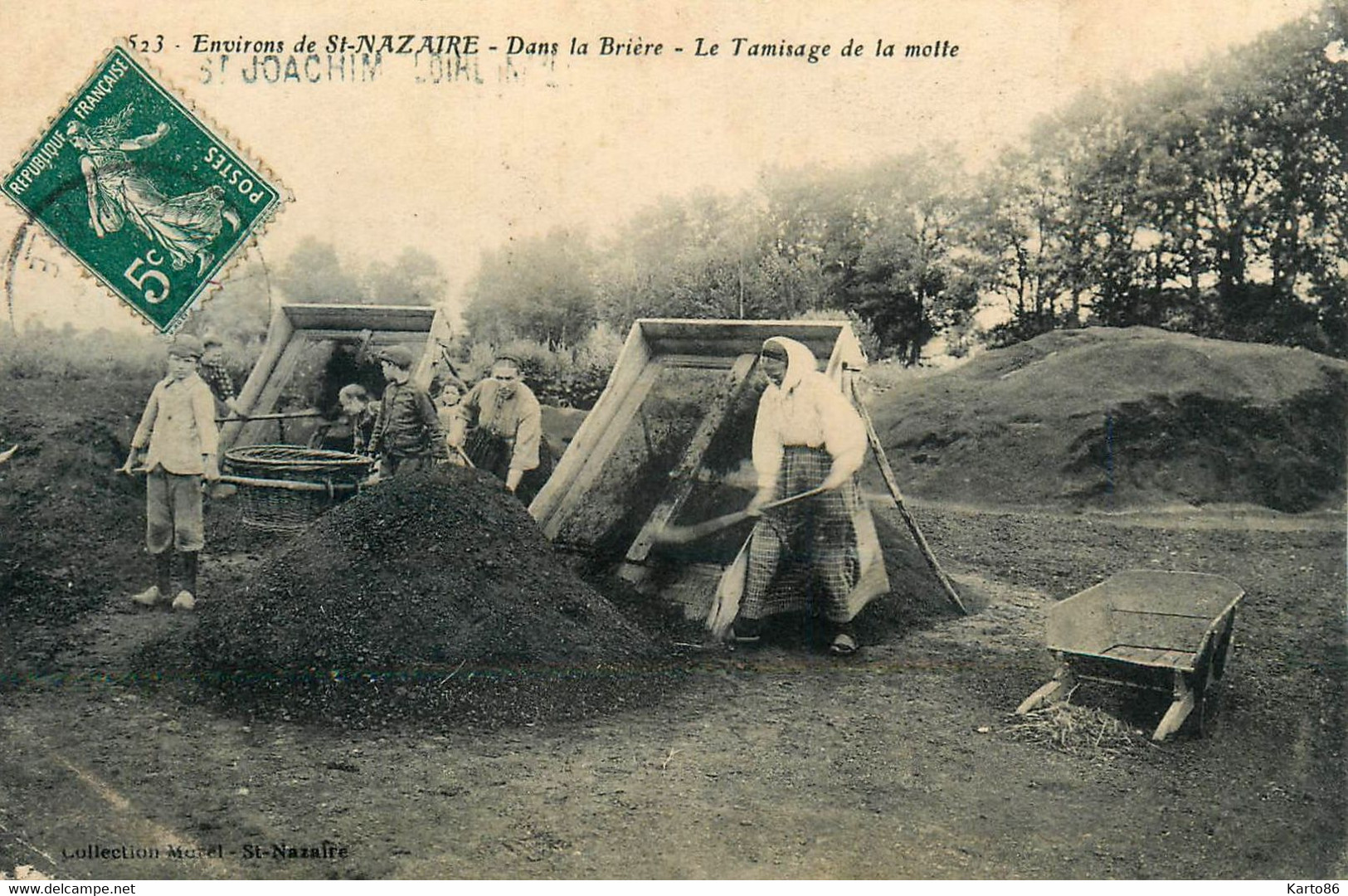 Dans La Brière , Le Tamisage De La Motte * Environs De St Nazaire * St Joachim - Saint-Joachim